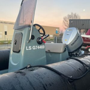 Explorer 600 flotteur PVC avec moteur Honda BF115cv 4 temps injection