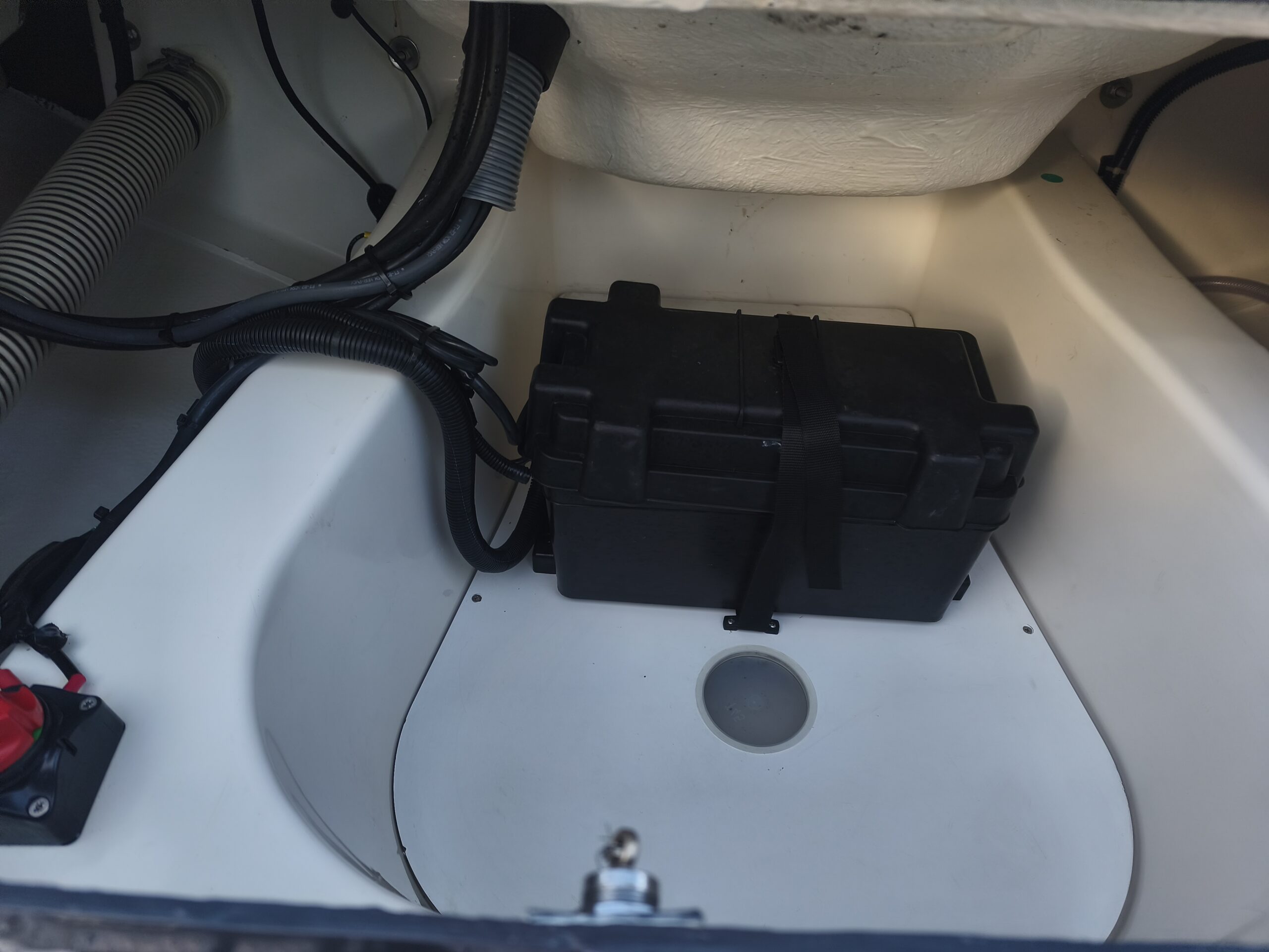 ZODIAC MEDLINE 7.5 + HONDA BF250 CV INJECTION – Image 7